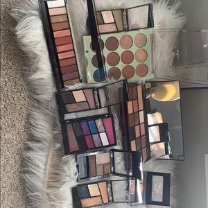 Drugstore Eyeshadow Pallet Bundle!